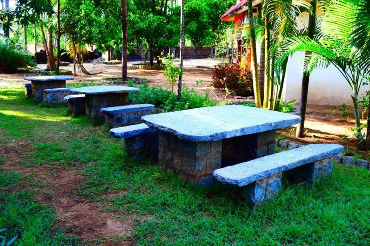 Devbag Resort カルワル エクステリア 写真